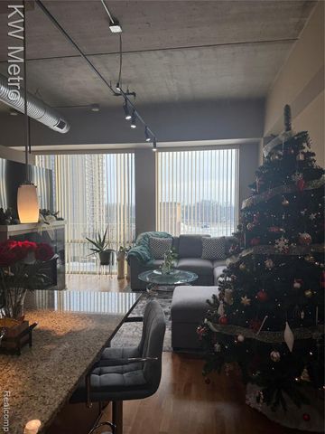 350 N Main Street 502, Royal Oak, MI 48067