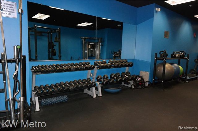 350 N Main Street 502, Royal Oak, MI 48067