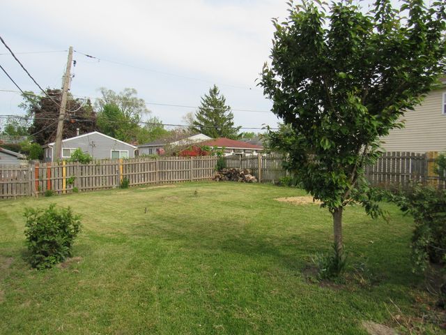 1503 Cherokee Drive, Round Lake Beach, IL 60073
