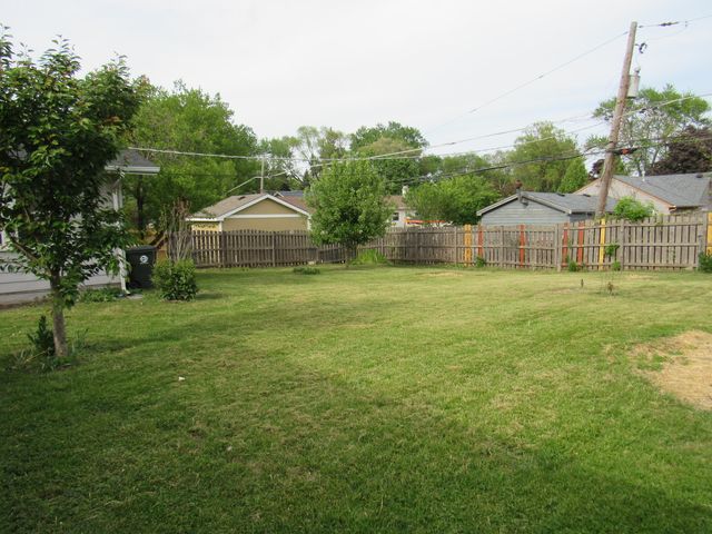 1503 Cherokee Drive, Round Lake Beach, IL 60073