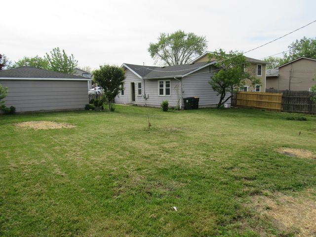 1503 Cherokee Drive, Round Lake Beach, IL 60073