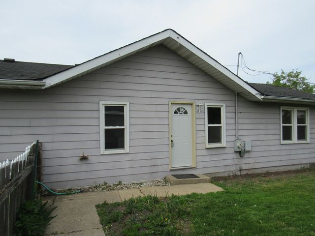 1503 Cherokee Drive, Round Lake Beach, IL 60073