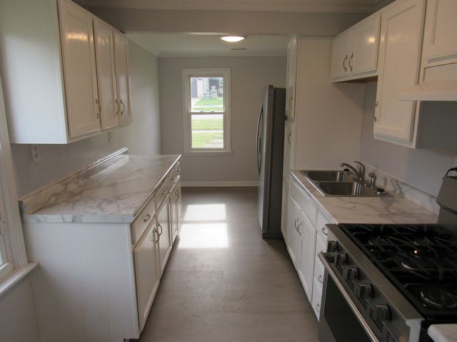 1503 Cherokee Drive, Round Lake Beach, IL 60073