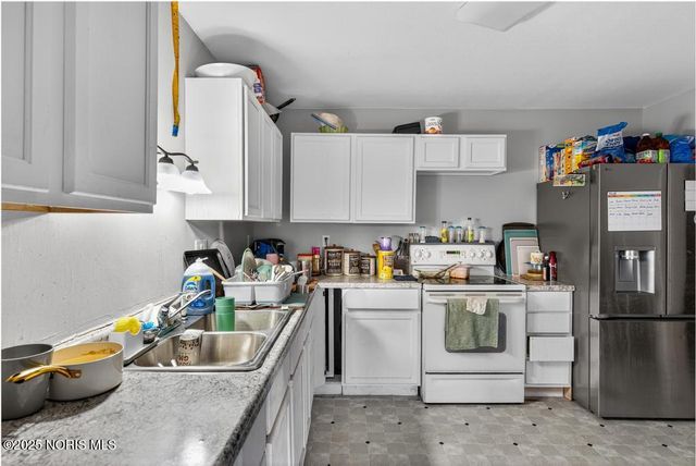 3175 Glenwood Avenue, Toledo, OH 43610