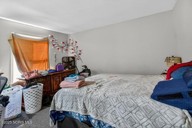 3175 Glenwood Avenue, Toledo, OH 43610