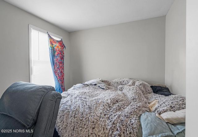 3175 Glenwood Avenue, Toledo, OH 43610