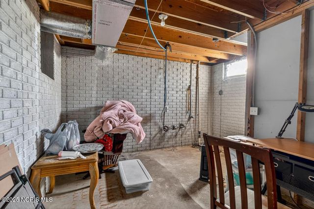 3175 Glenwood Avenue, Toledo, OH 43610