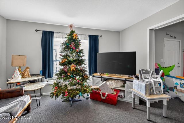 3175 Glenwood Avenue, Toledo, OH 43610