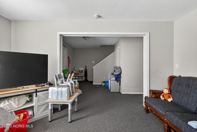 3175 Glenwood Avenue, Toledo, OH 43610