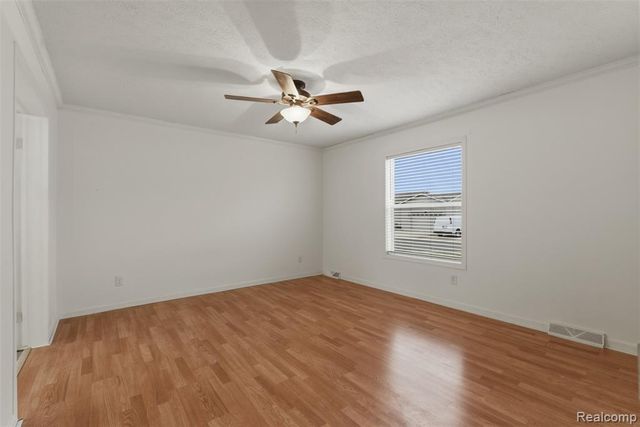 11798 Willoway Court, South Lyon, MI 48178