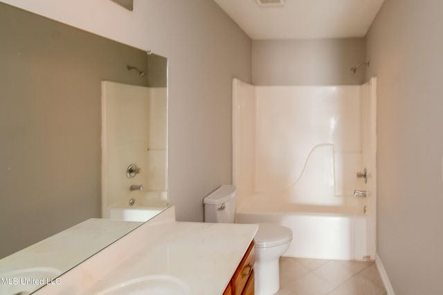 10696 Pecan View Drive, Olive Branch, MS 38654