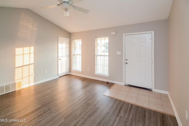 10696 Pecan View Drive, Olive Branch, MS 38654