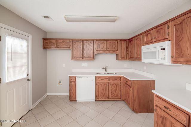 10696 Pecan View Drive, Olive Branch, MS 38654