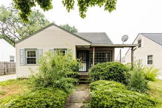 16906 Holly Hill Drive, Cleveland, OH 44128