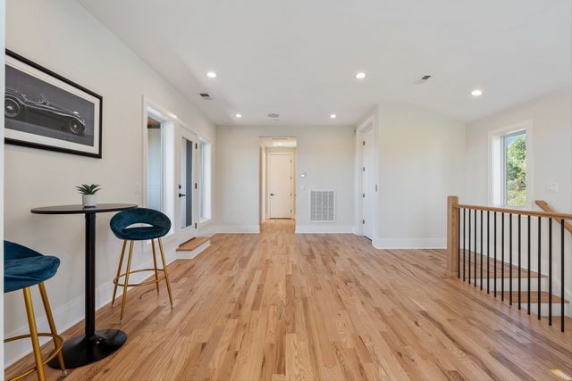 421 Monticello St, Nashville, TN 37207