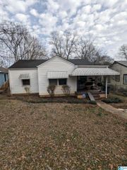 110 Pine St BESSEMER AVENUE, Bessemer, AL 35023