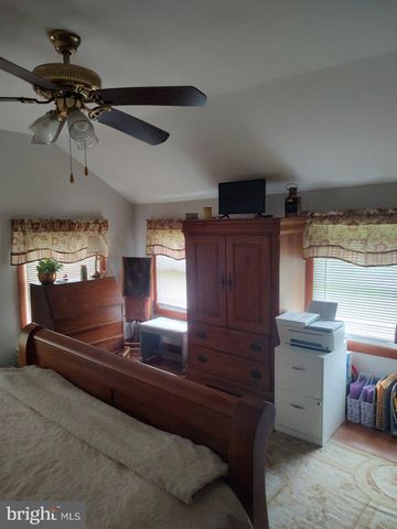 510 BEATTY RD #B, Springfield, PA 19064