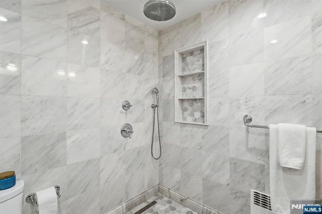 62 Jacobus Avenue, Little Falls, NJ 07424