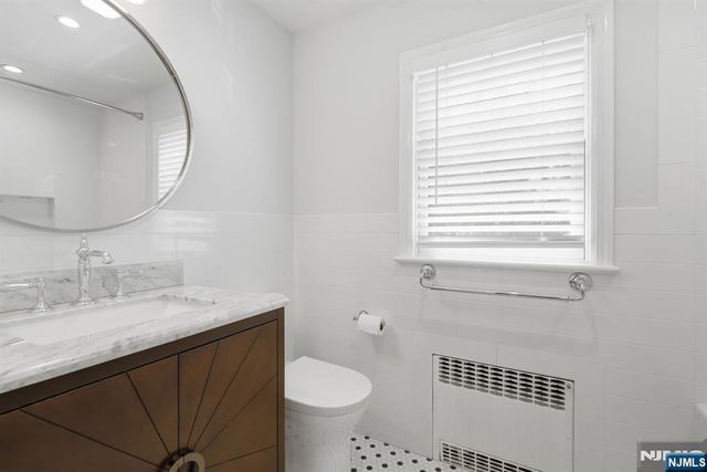 62 Jacobus Avenue, Little Falls, NJ 07424