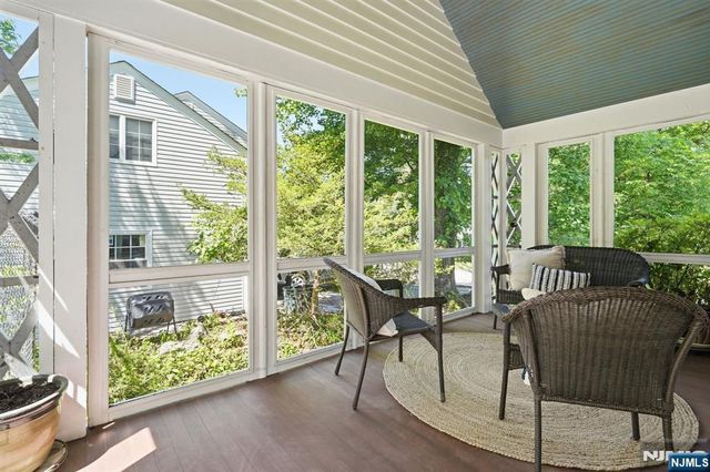 62 Jacobus Avenue, Little Falls, NJ 07424