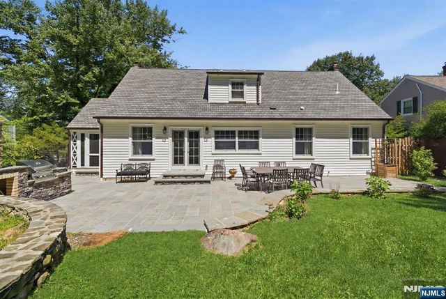 62 Jacobus Avenue, Little Falls, NJ 07424
