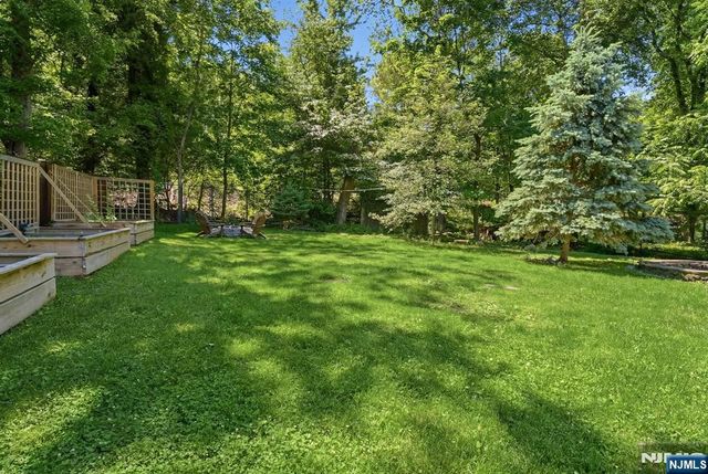 62 Jacobus Avenue, Little Falls, NJ 07424