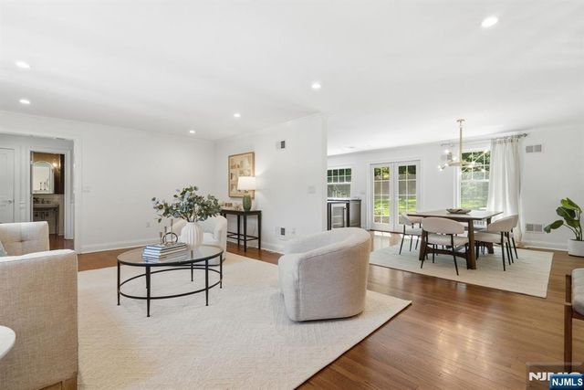 62 Jacobus Avenue, Little Falls, NJ 07424