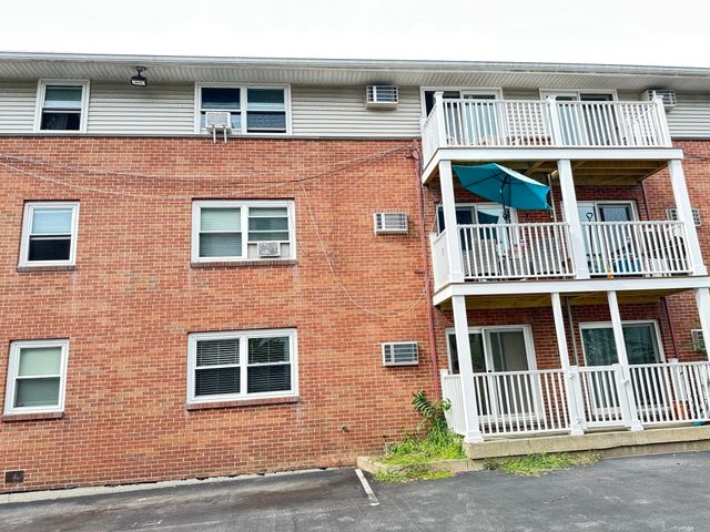 12 Portland St 7, Lynn, MA 01902