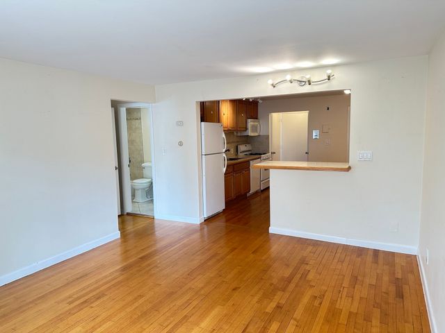 12 Portland St 7, Lynn, MA 01902