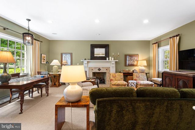 1233 FOLKESTONE WAY, Cherry Hill, NJ 08034