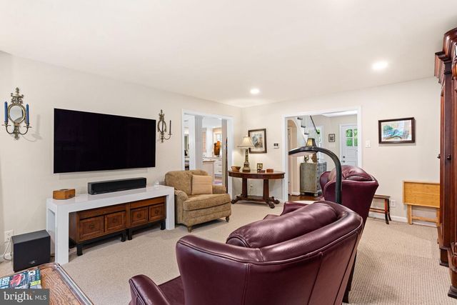 1233 FOLKESTONE WAY, Cherry Hill, NJ 08034
