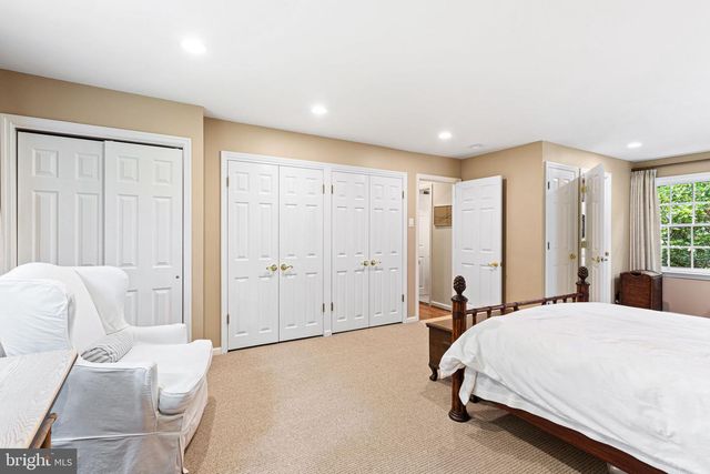 1233 FOLKESTONE WAY, Cherry Hill, NJ 08034