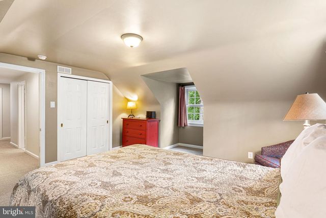 1233 FOLKESTONE WAY, Cherry Hill, NJ 08034