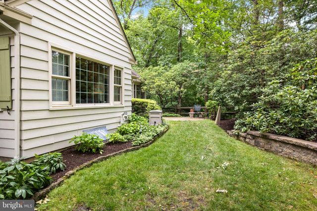 1233 FOLKESTONE WAY, Cherry Hill, NJ 08034