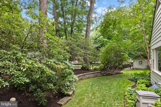 1233 FOLKESTONE WAY, Cherry Hill, NJ 08034