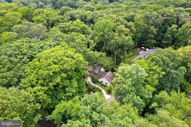 1233 FOLKESTONE WAY, Cherry Hill, NJ 08034