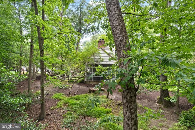 1233 FOLKESTONE WAY, Cherry Hill, NJ 08034