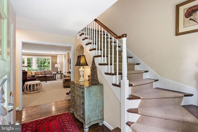 1233 FOLKESTONE WAY, Cherry Hill, NJ 08034