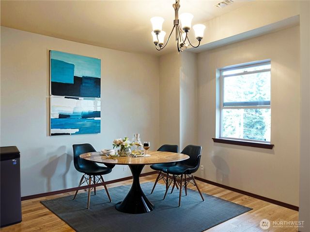 5451 32nd Avenue SW, Seattle, WA 98126