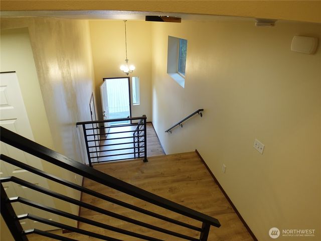 5451 32nd Avenue SW, Seattle, WA 98126