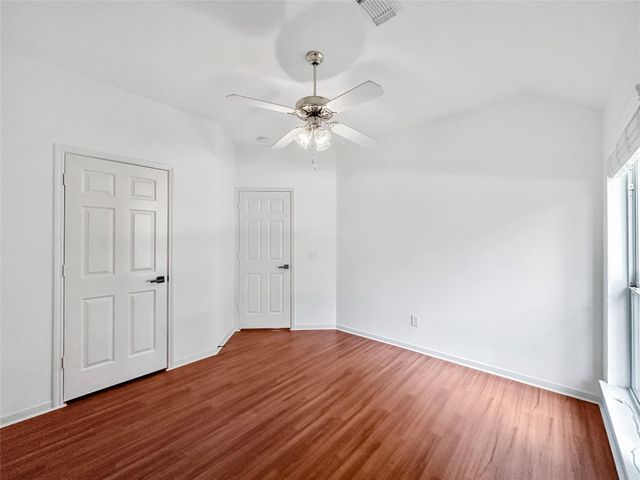 126 N Willow Point Circle, The Woodlands, TX 77382