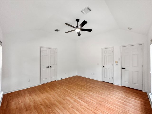 126 N Willow Point Circle, The Woodlands, TX 77382