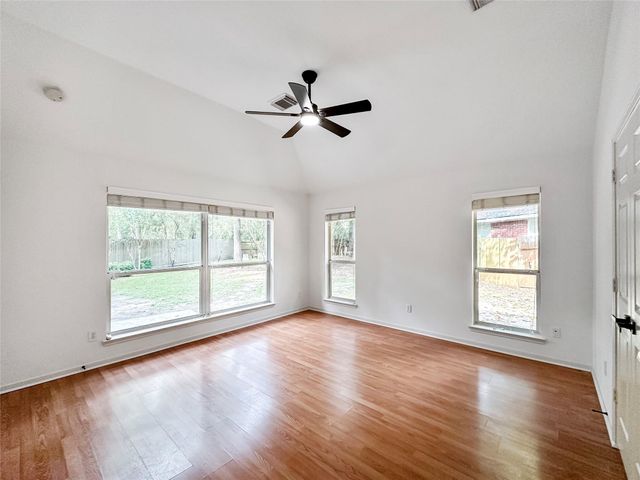 126 N Willow Point Circle, The Woodlands, TX 77382