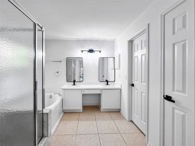 126 N Willow Point Circle, The Woodlands, TX 77382