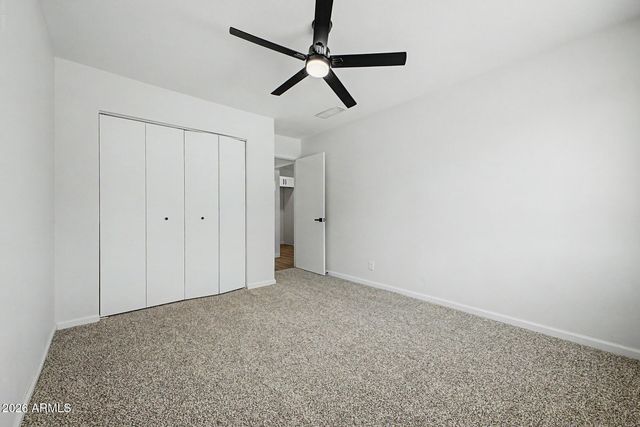 8450 E WINDSOR Avenue, Scottsdale, AZ 85257