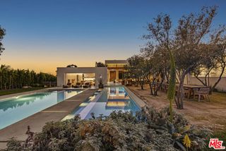 28837 Selfridge Drive, Malibu, CA 90265