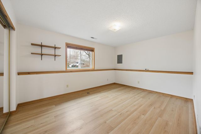 12975 Garner Lane, Apple Valley, MN 55124