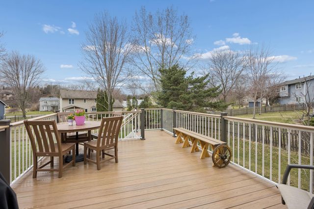 12975 Garner Lane, Apple Valley, MN 55124