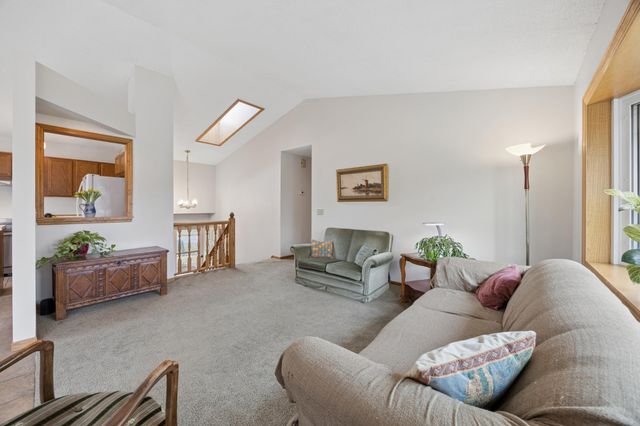 12975 Garner Lane, Apple Valley, MN 55124