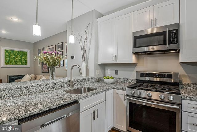 7108 WESTFIELD CT, Alexandria, VA 22306